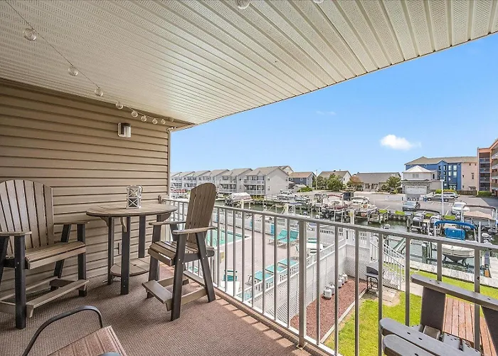 Beautiful Second Floor 2 Bedroom With Great Canal Views Сasa de vacaciones *