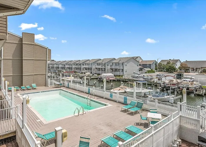 Beautiful Second Floor 2 Bedroom With Great Canal Views * Ocean City