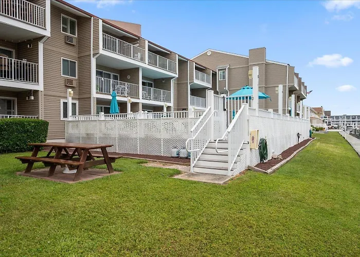 Сasa de vacaciones Beautiful Second Floor 2 Bedroom With Great Canal Views