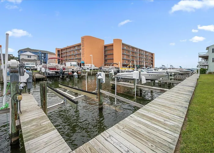 Beautiful Second Floor 2 Bedroom With Great Canal Views Сasa de vacaciones *